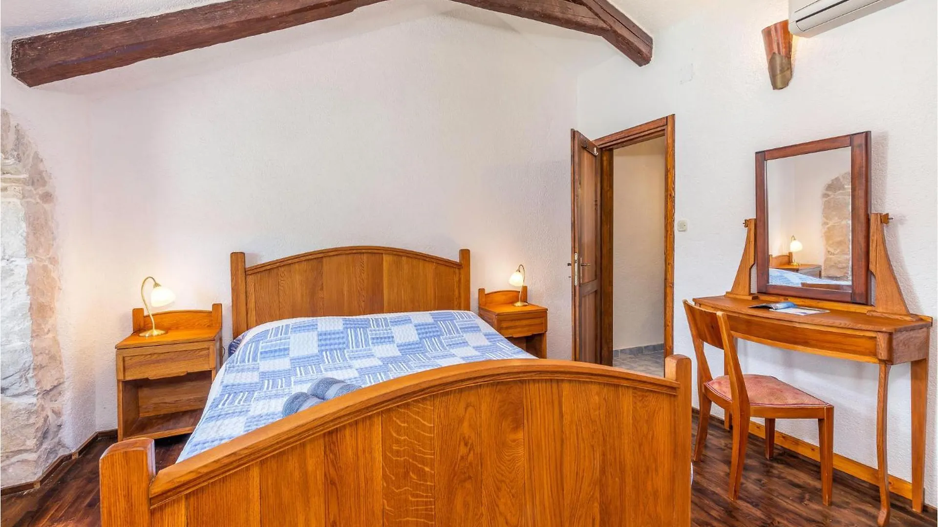 בית נופש Gorgeous Home In Labin With Outdoor Swimming Pool